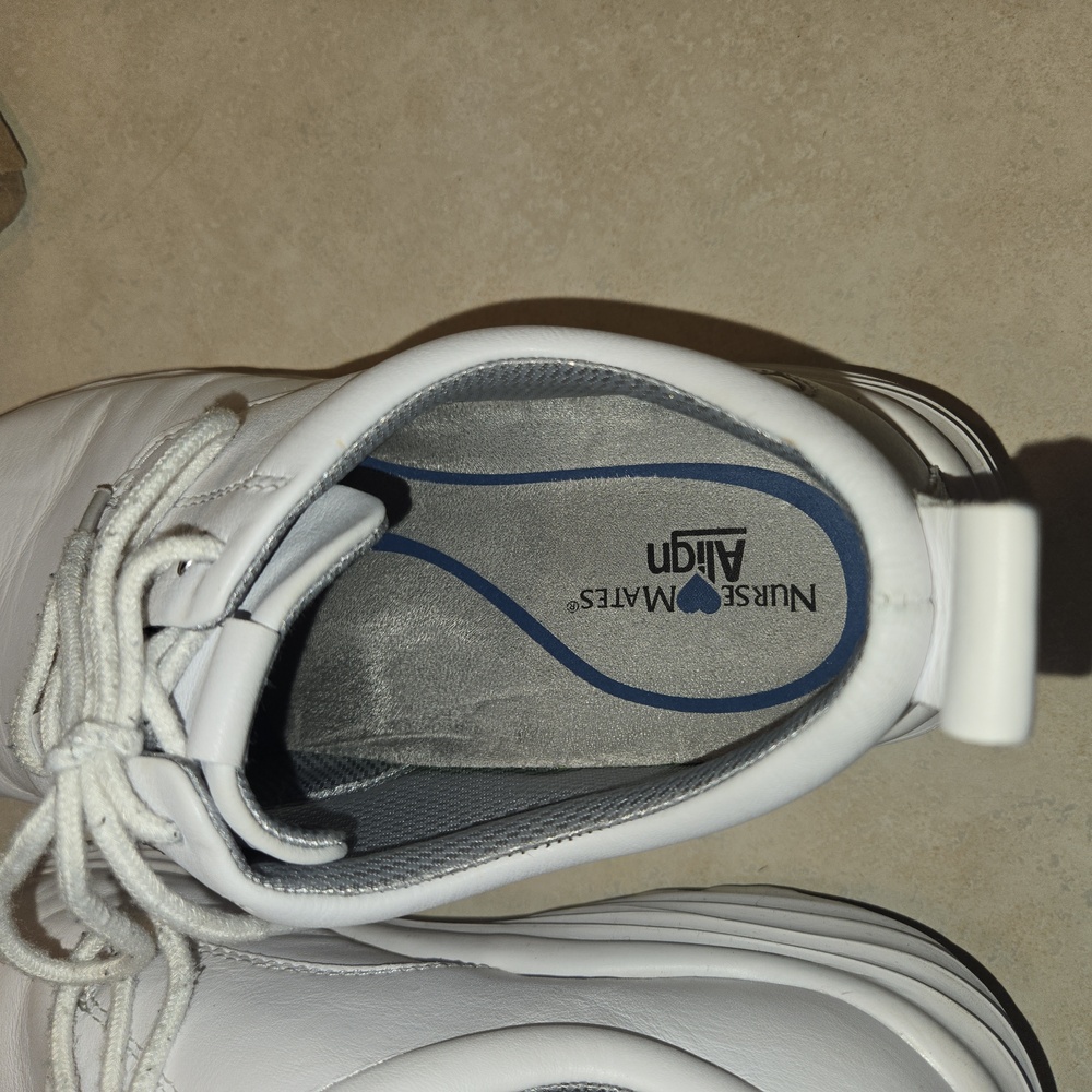 Nurse Mates Align Sneakers - Picture 9 of 12